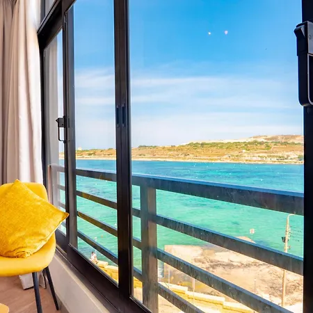 Sunny House With Jacuzzi - Steps From The Sea *