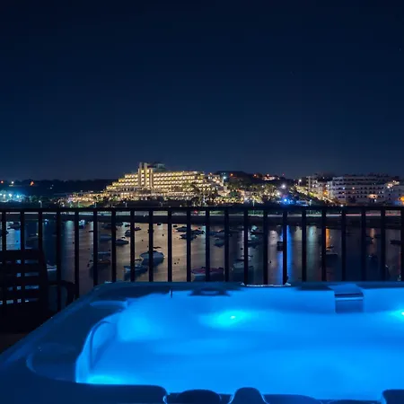 Sunny House With Jacuzzi - Steps From The Sea